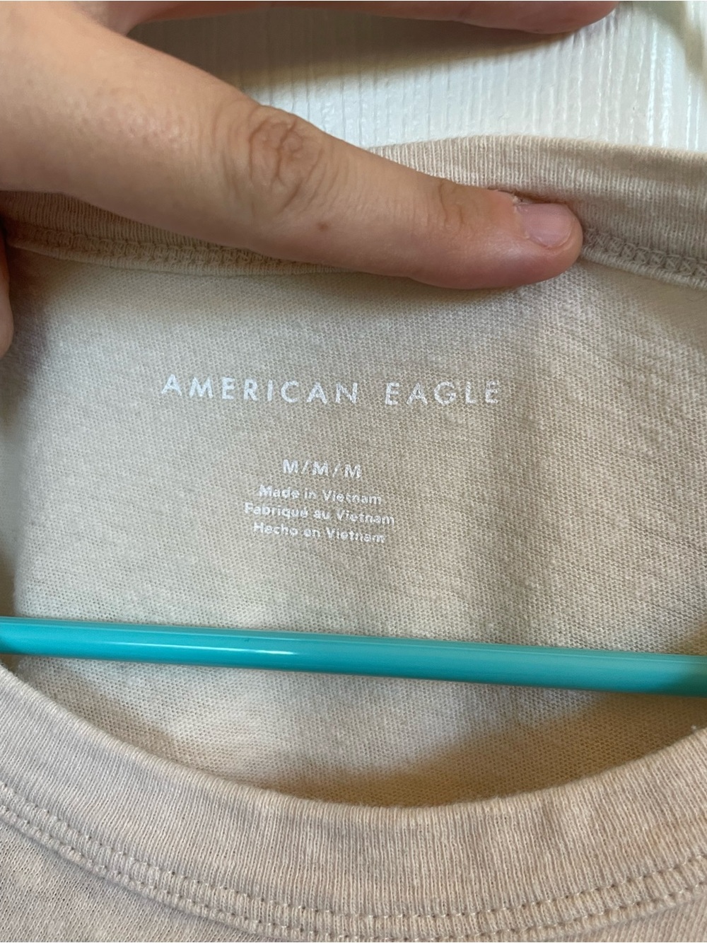 American eagle tshirt - Picture 2 of 3